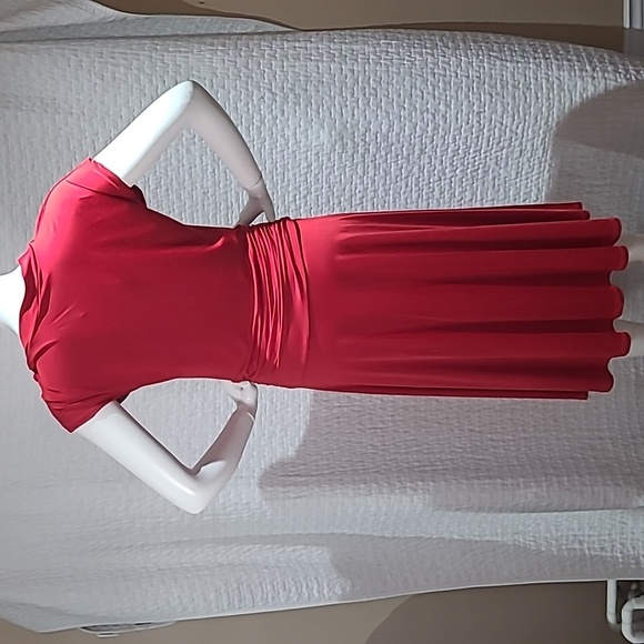 Red Bombshell Dress - Picture 5 of 7